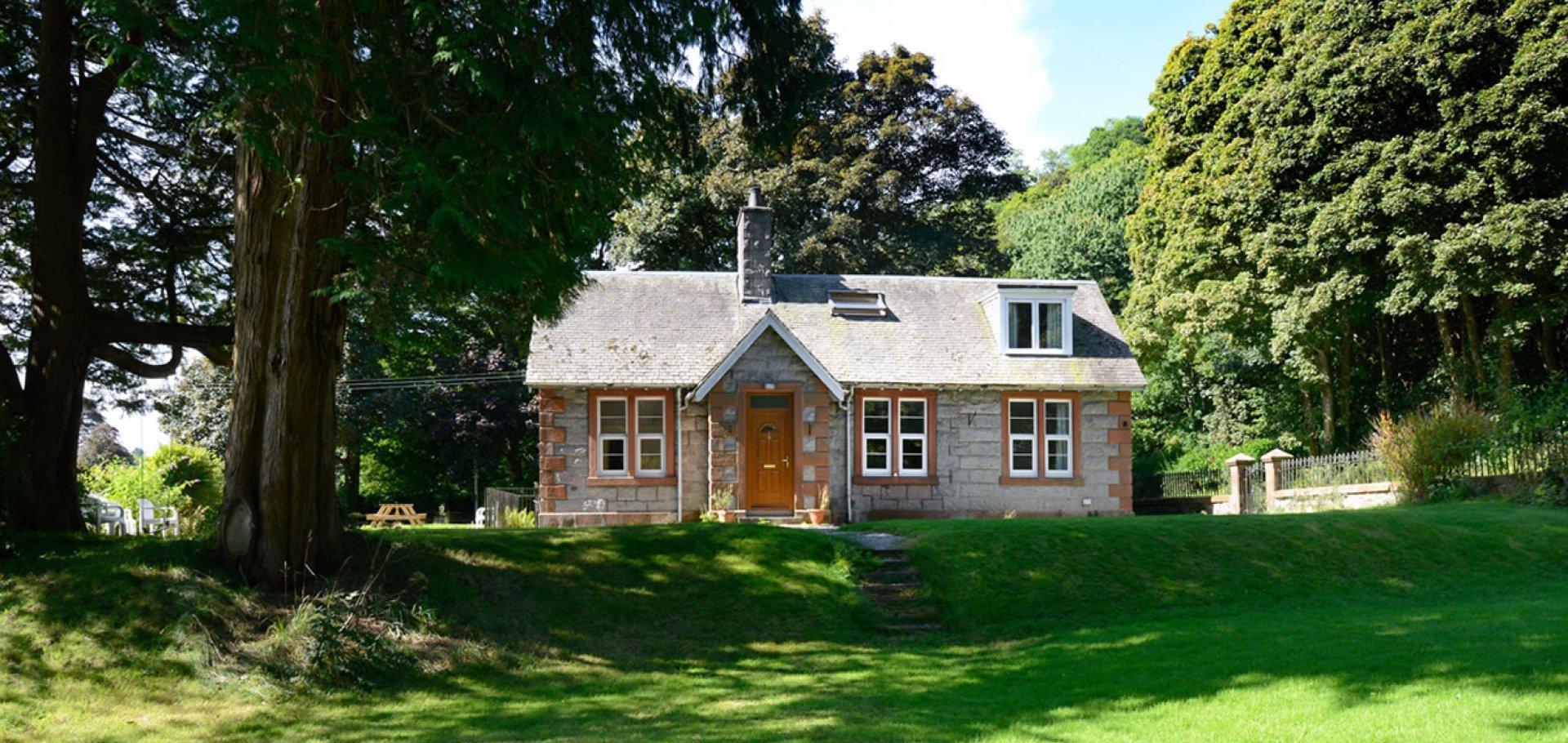 The Lodge self catering holiday accommodation near castle douglas dumfries and galloway