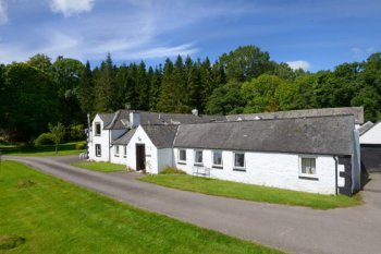 woodsedge dog friendly self catering cottage in scotland