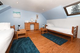 The twin bedroom has plenty of room for a 3rd full size fold out bed if required.