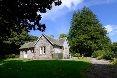 The Lodge holiday cottage before an ASHP was installed